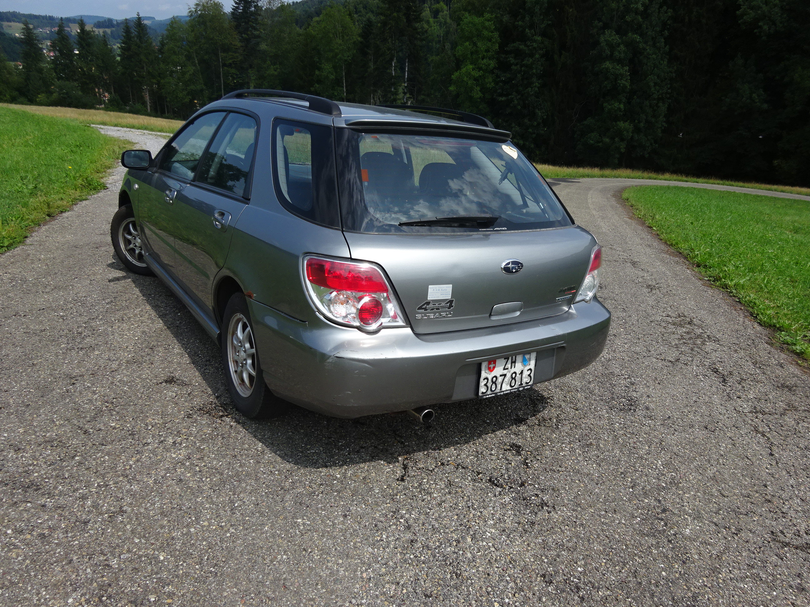 Subaru  Impreza 1.5R